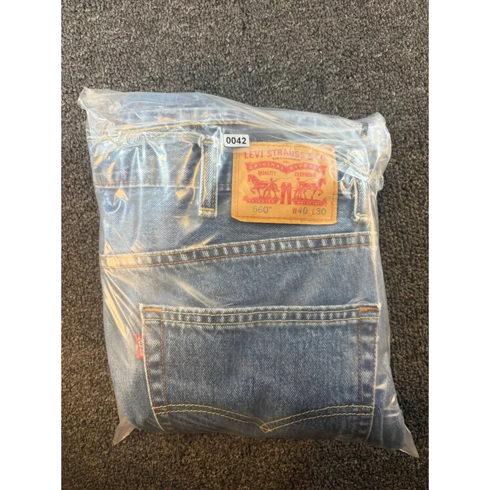 Levis levi 560